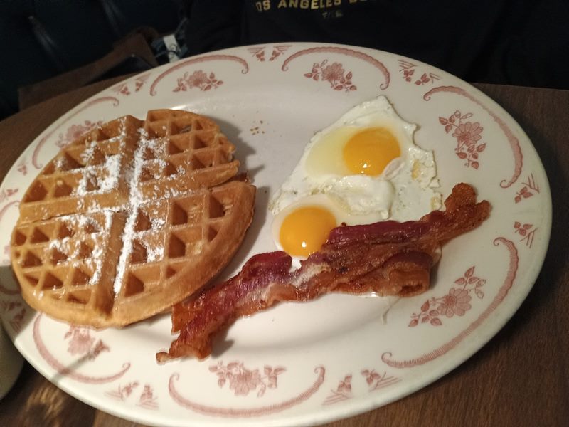 Henri's Restaurant food